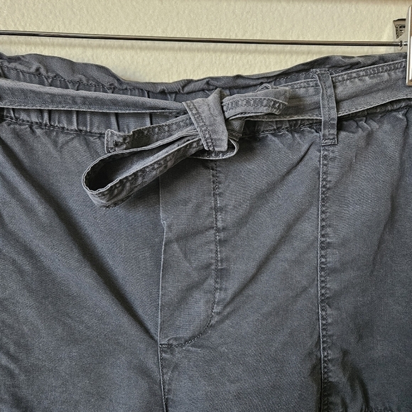 Aerie | Gray Flowy Tie Waist Shorts M - Picture 7 of 9